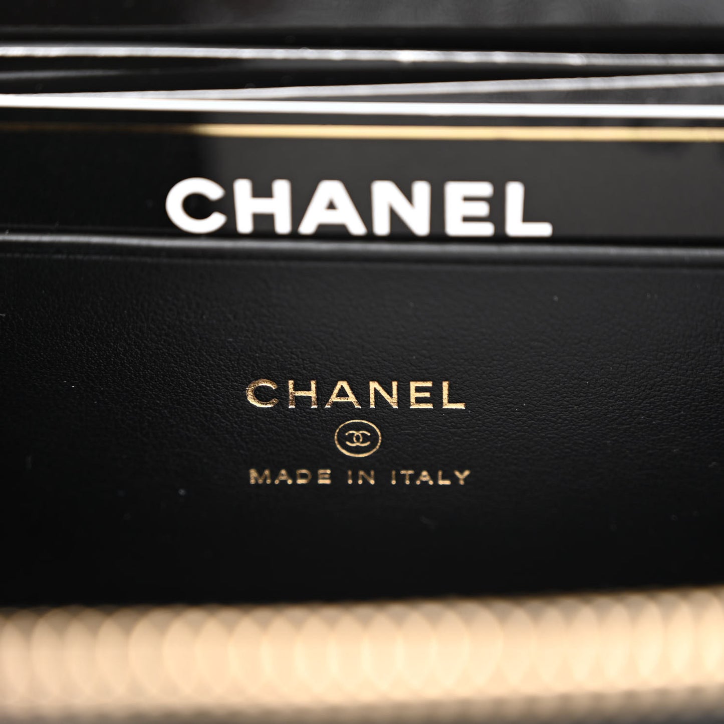 Shiny Caviar Quilted Pick Me Up Vanity Case Black