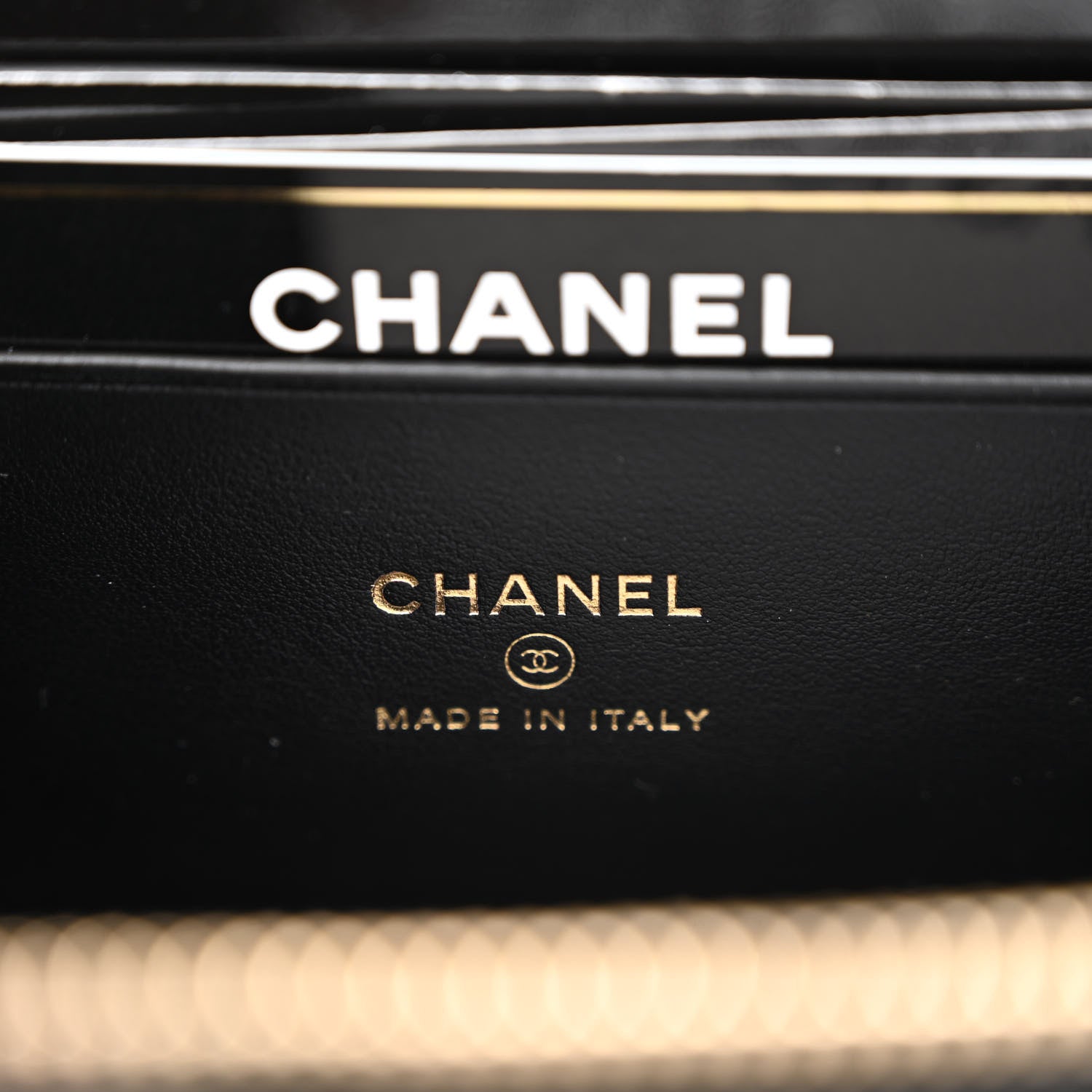 Chanel Shiny Caviar Quilted Pick Me Up Vanity Case Black 6 of 11