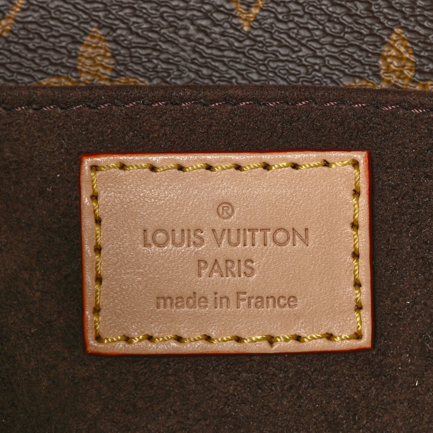 Monogram Pochette Metis East West