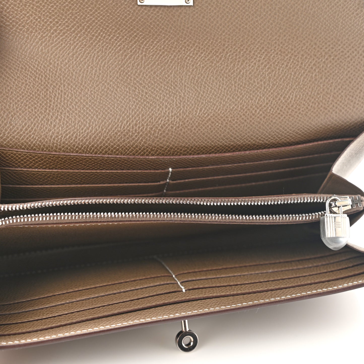 Epsom Kelly Longue Wallet Etoupe