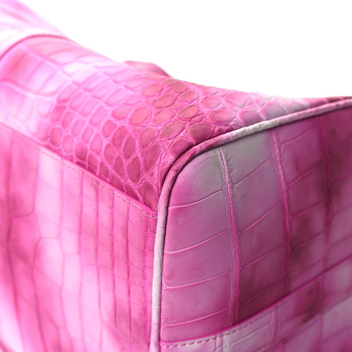Matte Alligator Keepall Bandouliere 45 Fuchsia