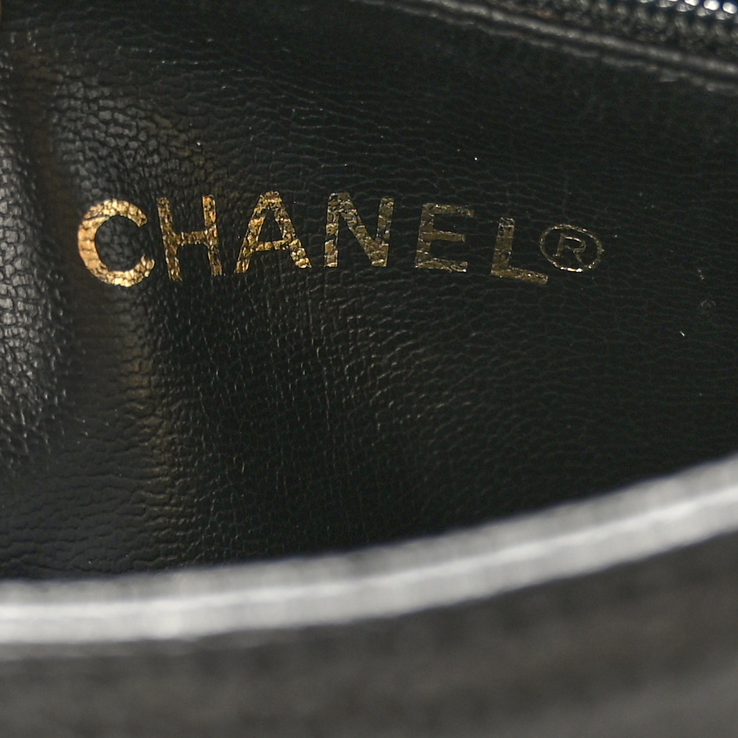 Caviar CC Shoulder Bag Black
