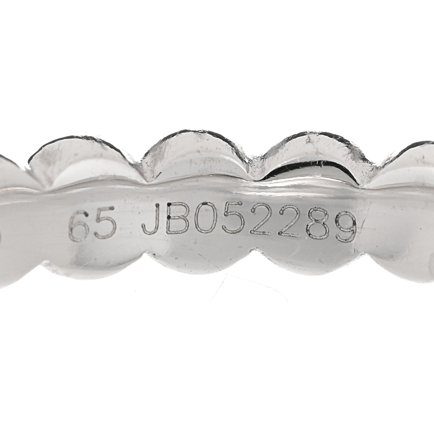 18K White Gold Medium Perlee Ring 65 11