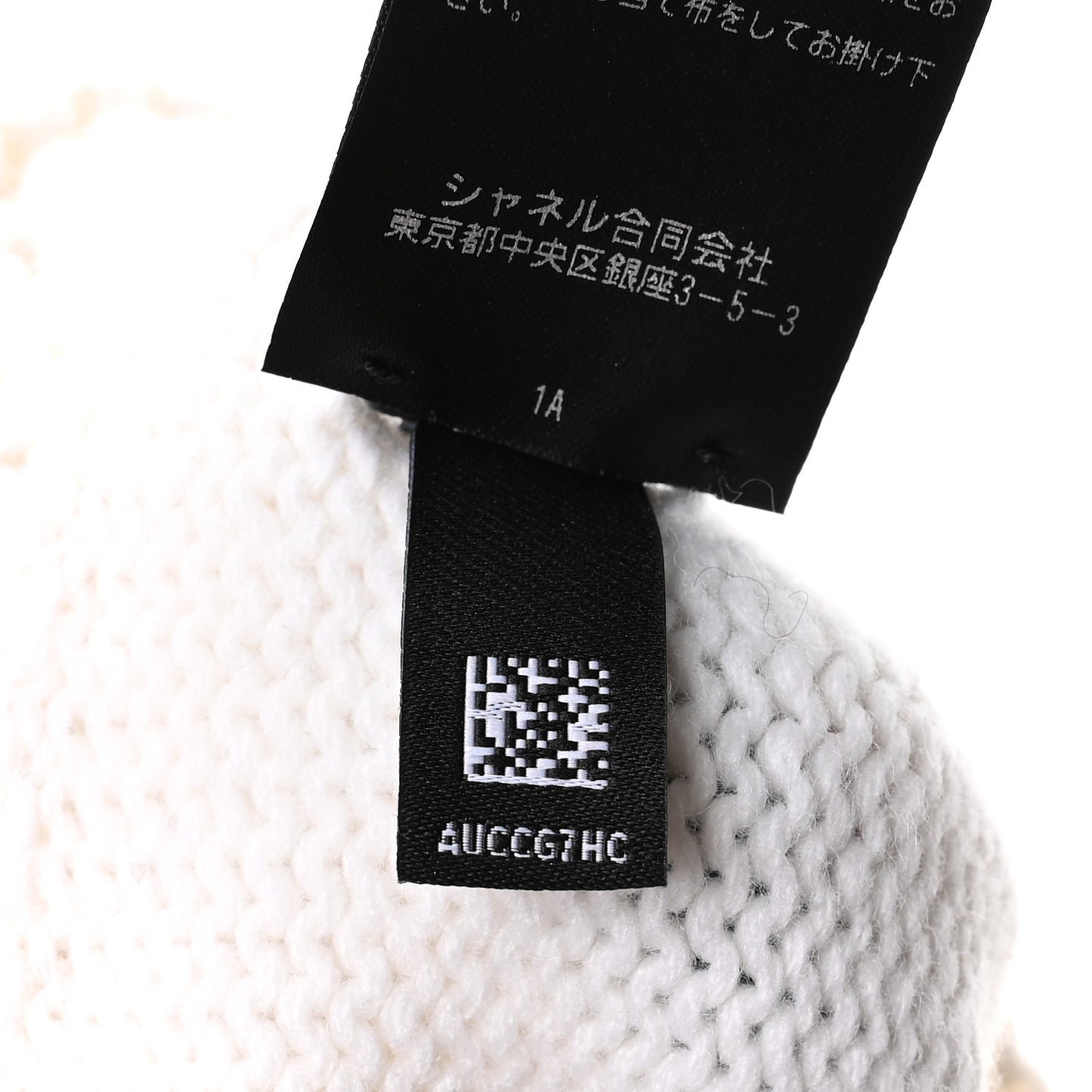 Cashmere CC Knitted Beanie Hat Black White