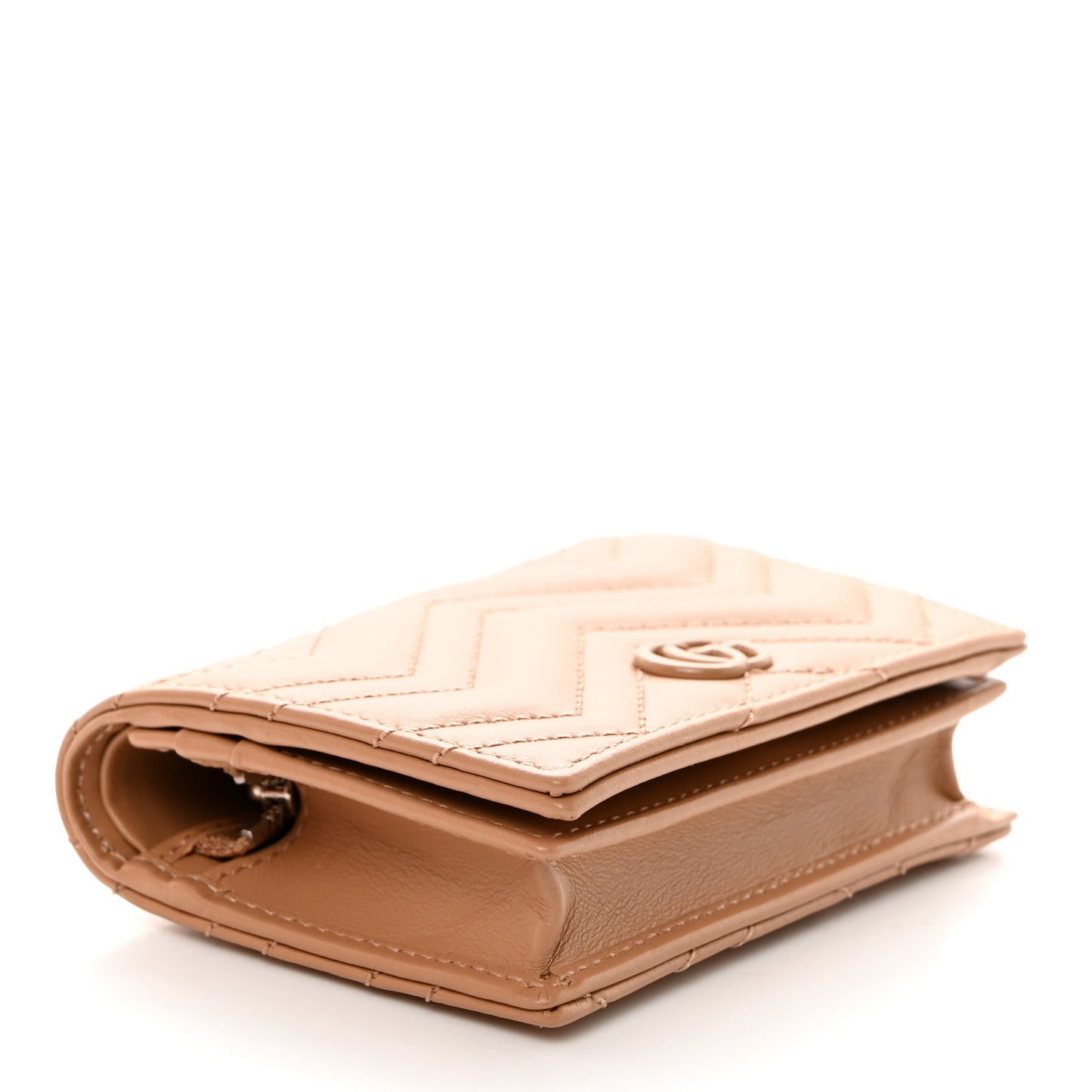 Calfskin Matelasse Monochrome GG Marmont Card Case Wallet Camelia