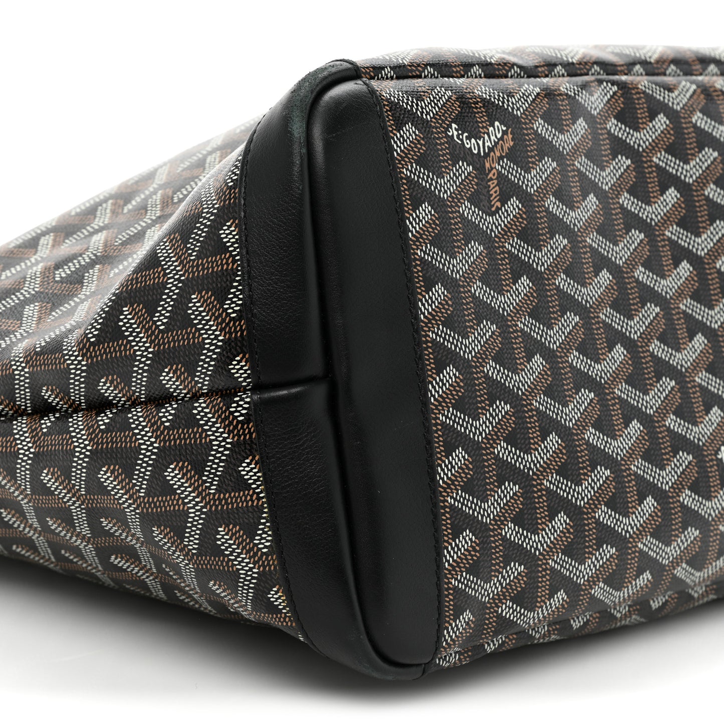 Goyardine Artois MM Black