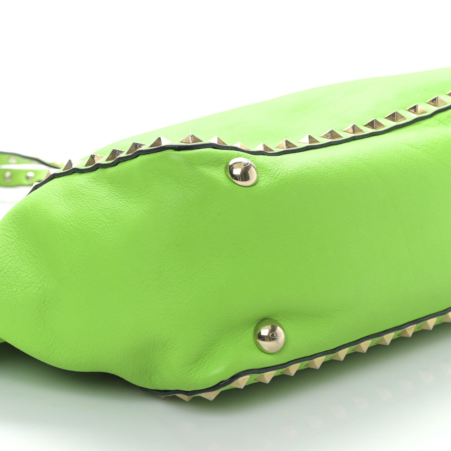 Vitello Small Rockstud Tote Green Fluo