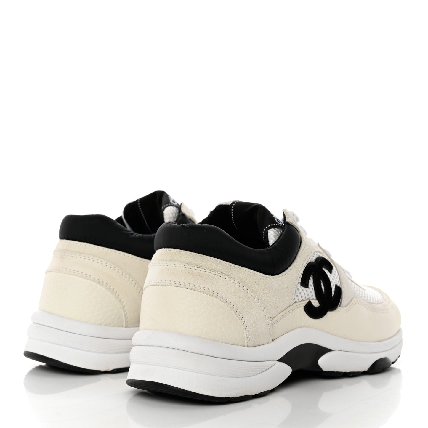 Mesh Suede Calfskin Grained Calfskin Womens CC Sneakers 38 White Black