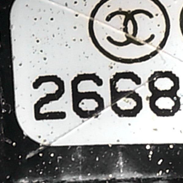 Calfskin Floral Print Round Clutch With Chain Black White