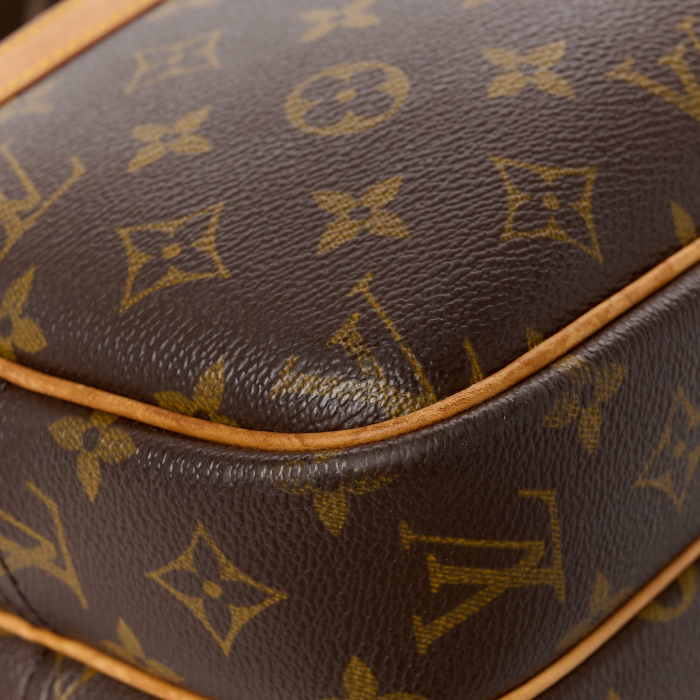 Monogram Reporter PM
