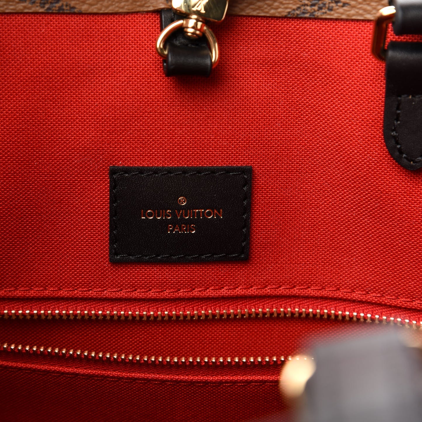 Reverse Monogram Giant Onthego MM