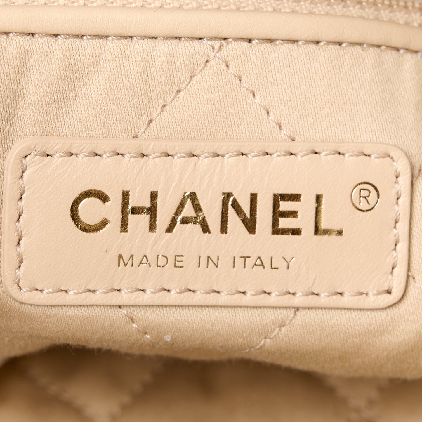 Shiny Calfskin Quilted Chanel 22 Backpack White