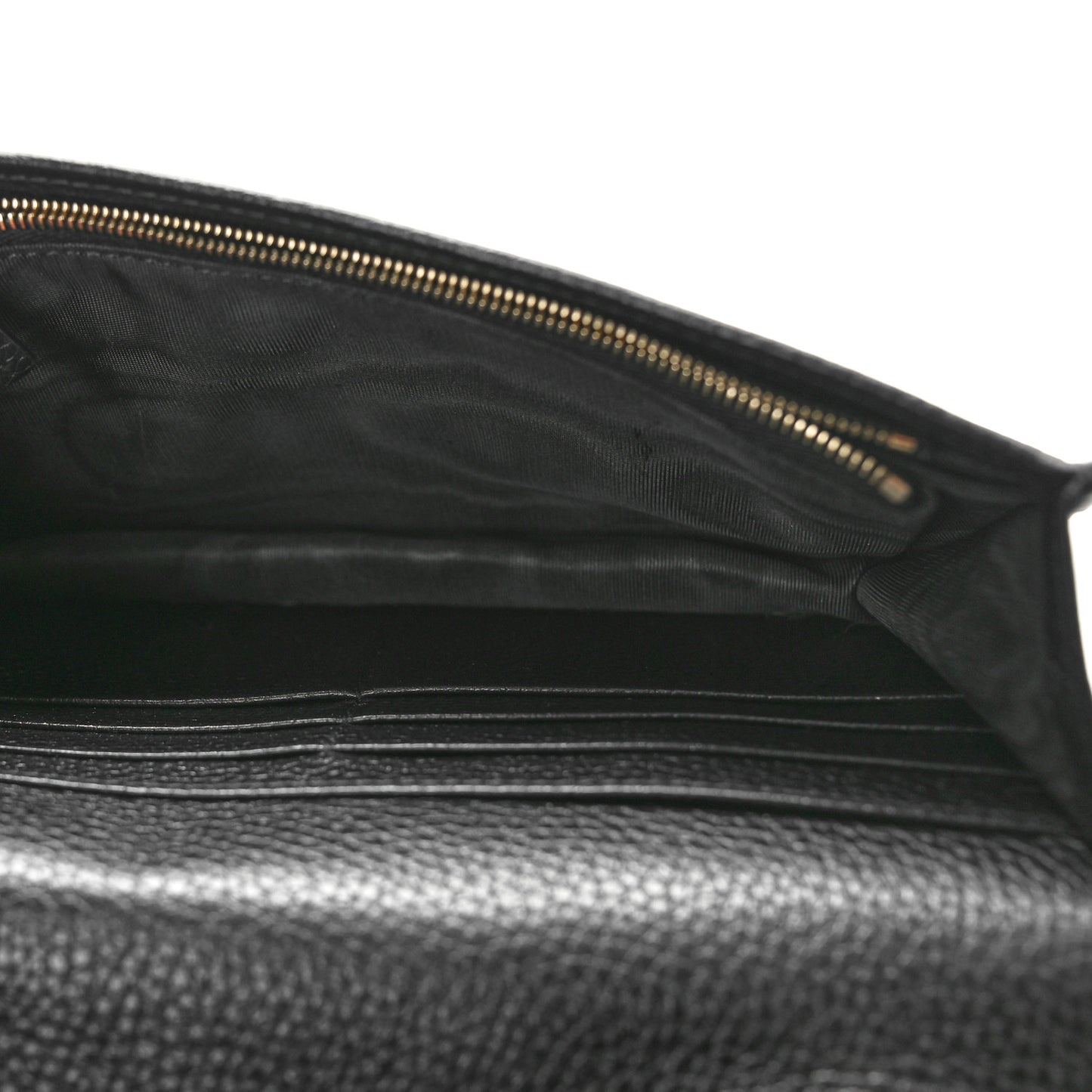 Pebbled Calfskin Soho Wallet On Chain Black