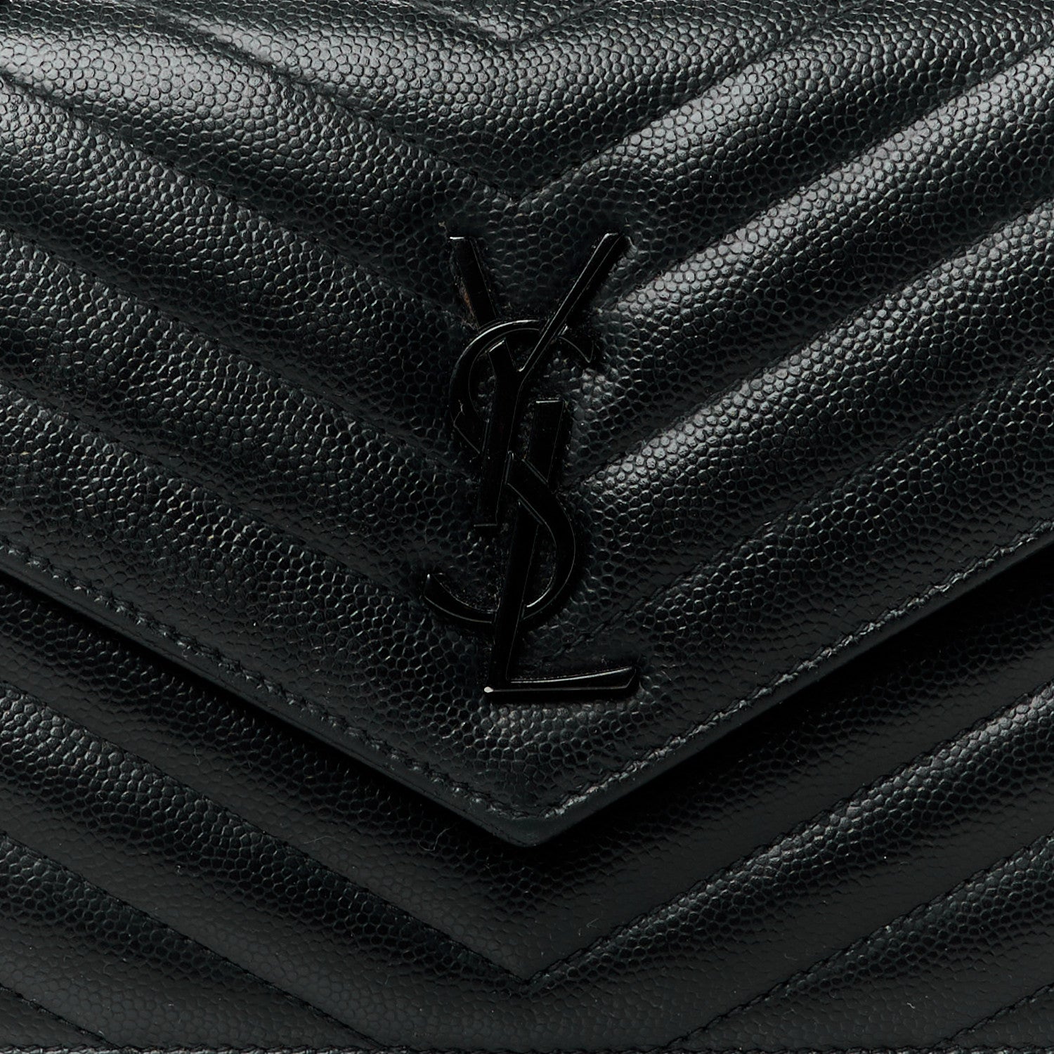Saint Laurent Grain De Poudre Matelasse Chevron Monogram Monochrome Envelope Chain Wallet Black 9 of 11