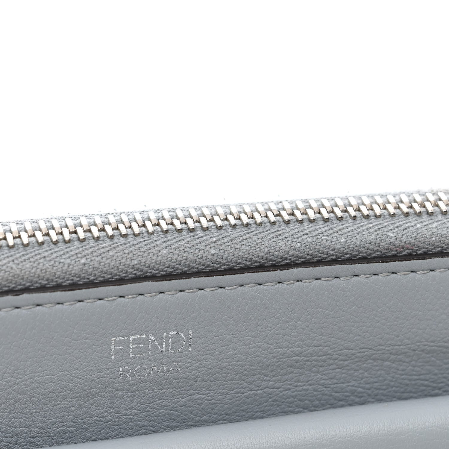 Fendi Vitello Dolce Fox Elaphe Ayers Hypnoteyes Min 2Jours Pouch Polvere Viola Multicolor 14 of 15