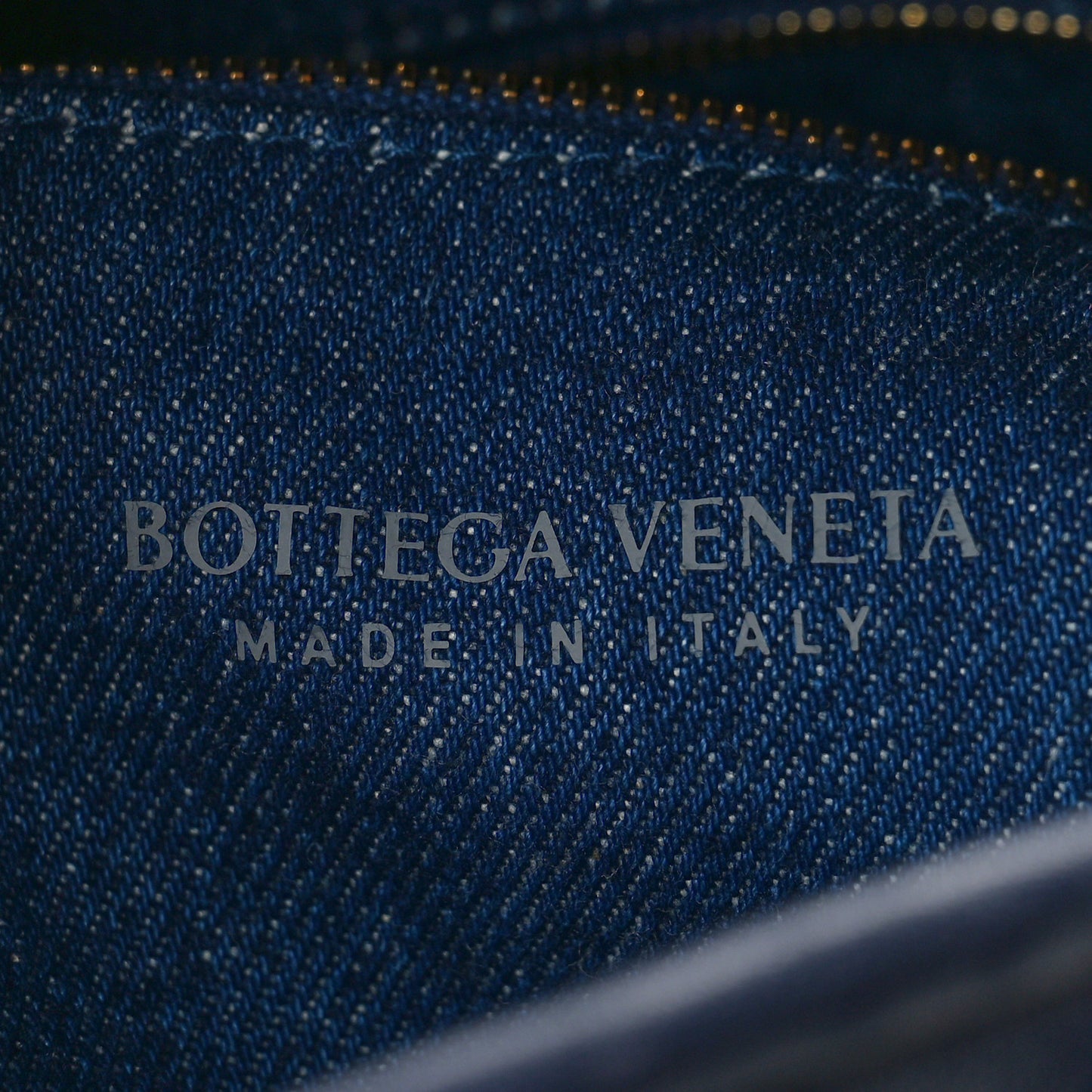 Denim Calfskin Intrecciato Small Hop Abyss Indigo