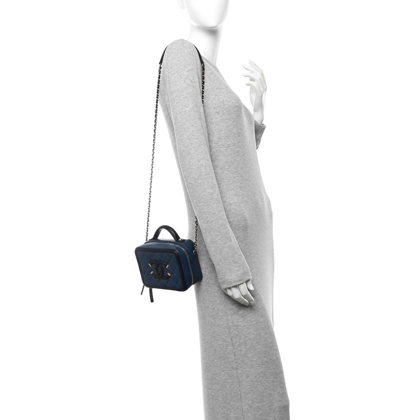 Caviar Quilted Small CC Filigree Vanity Case Navy Black