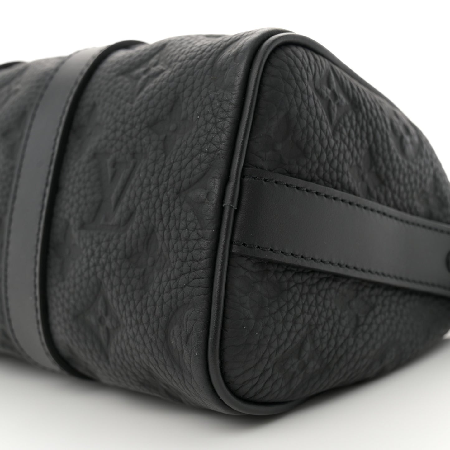 Monogram Taurillon Keepall Bandouliere 25 Black