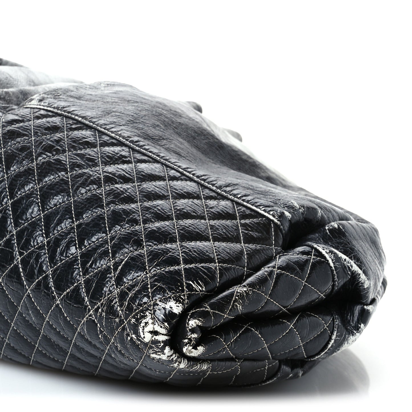 Vinyl Quilted Melrose Degrade Tote Black