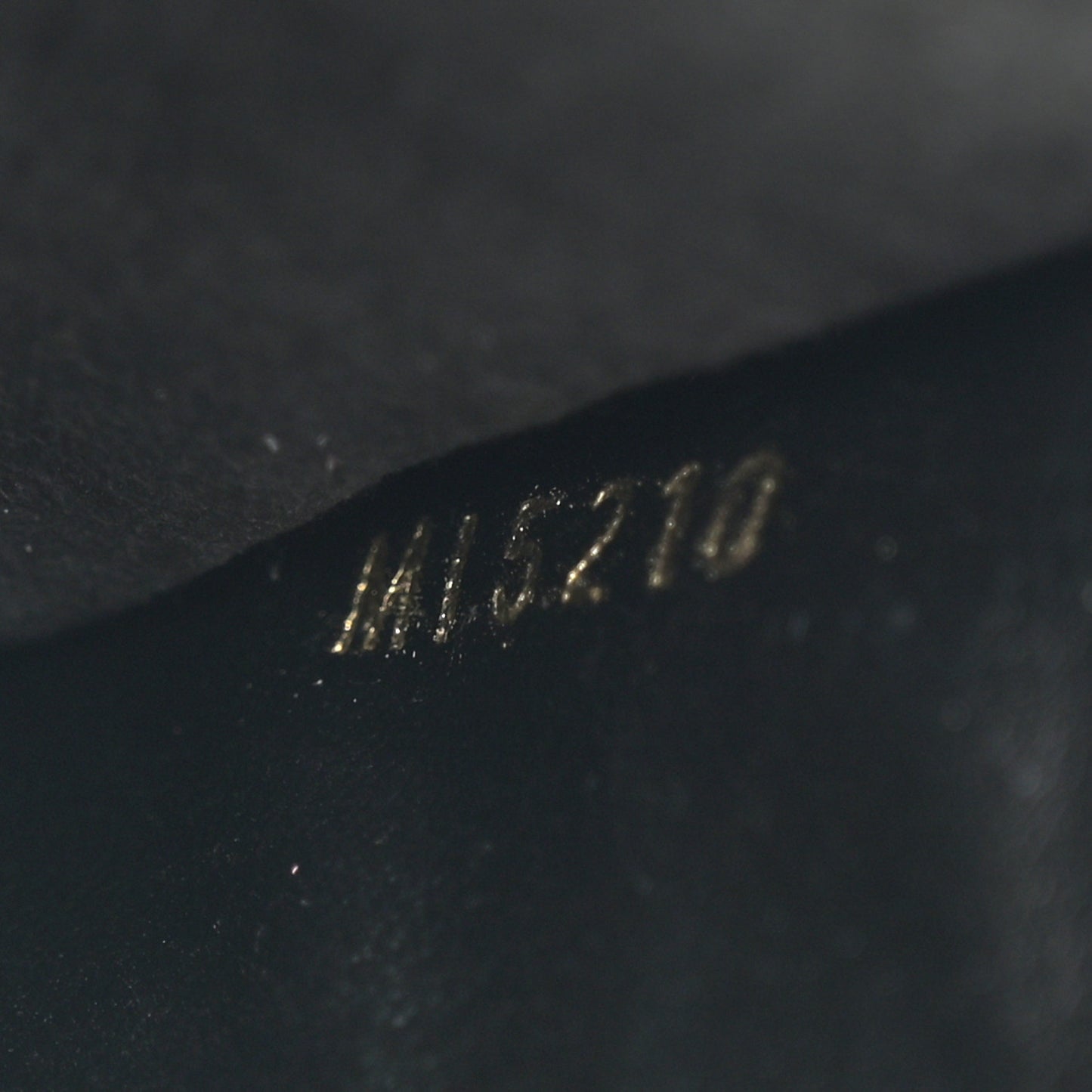 Reverse Monogram Giant Double Zip Pochette