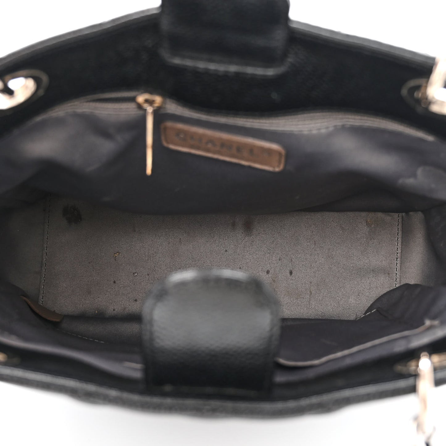 Caviar Quilted Petit Shopping Tote PST Black