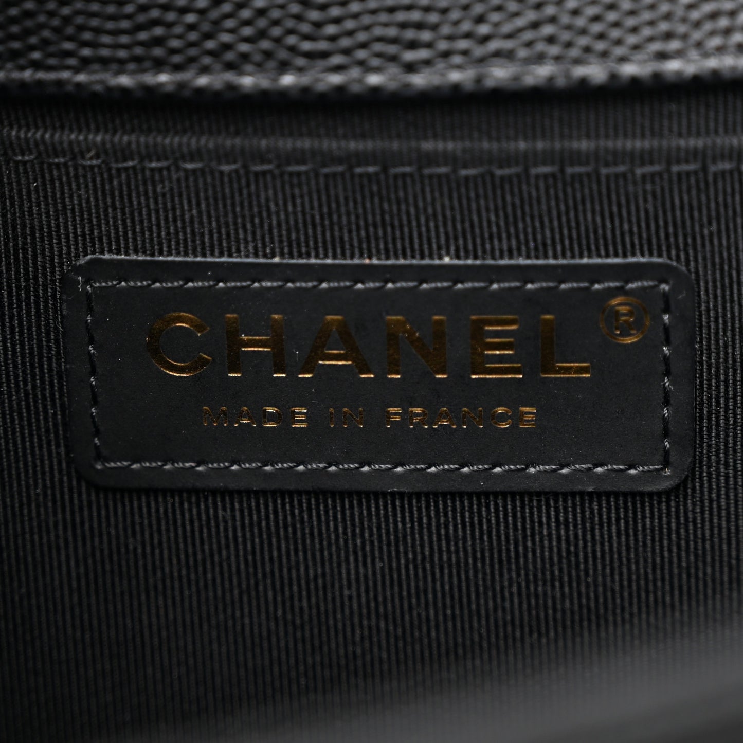 Caviar Quilted Medium Boy Flap Black