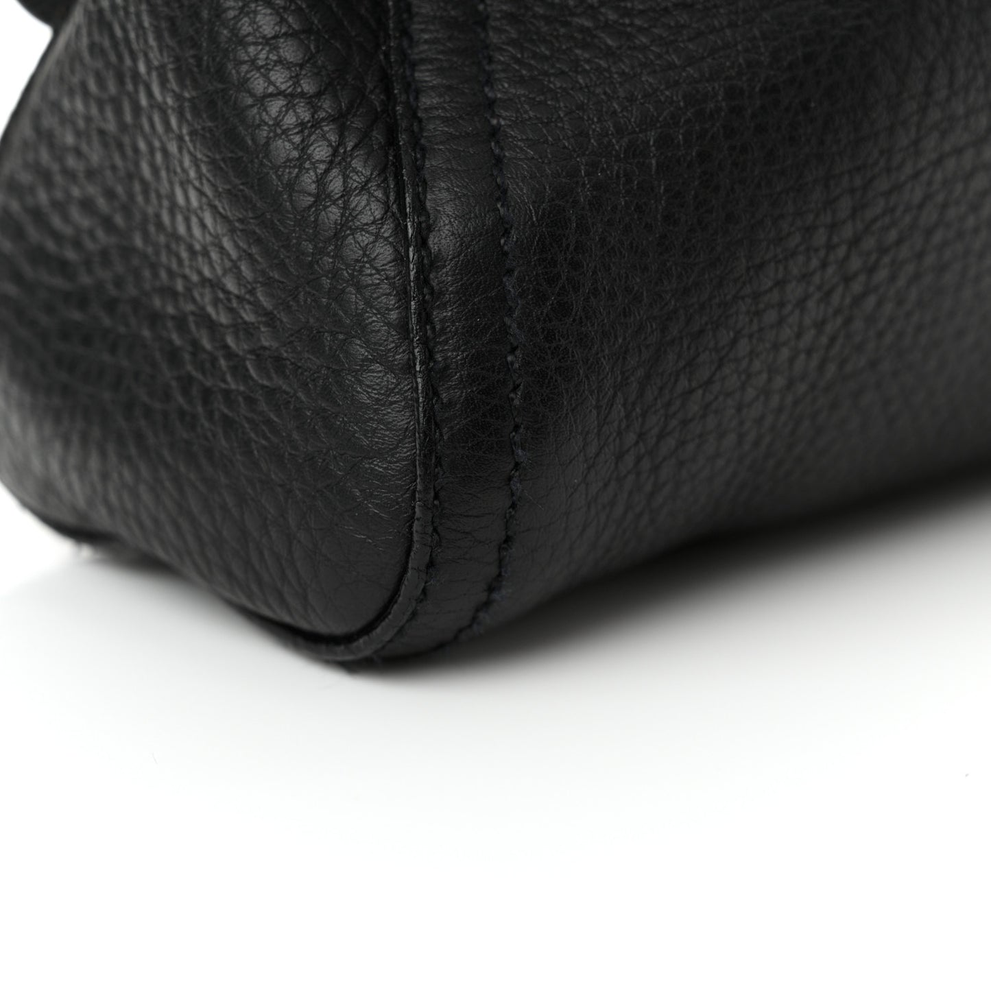 Vitello Daino Swing Flap Shoulder Bag Black