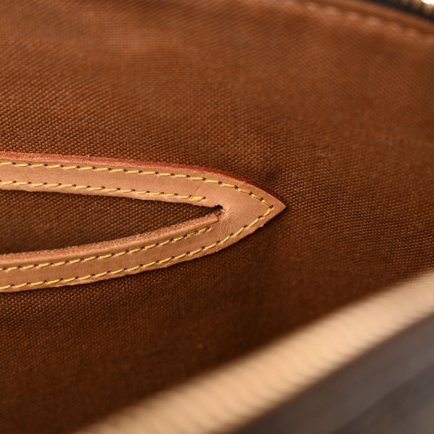 Monogram Alma PM