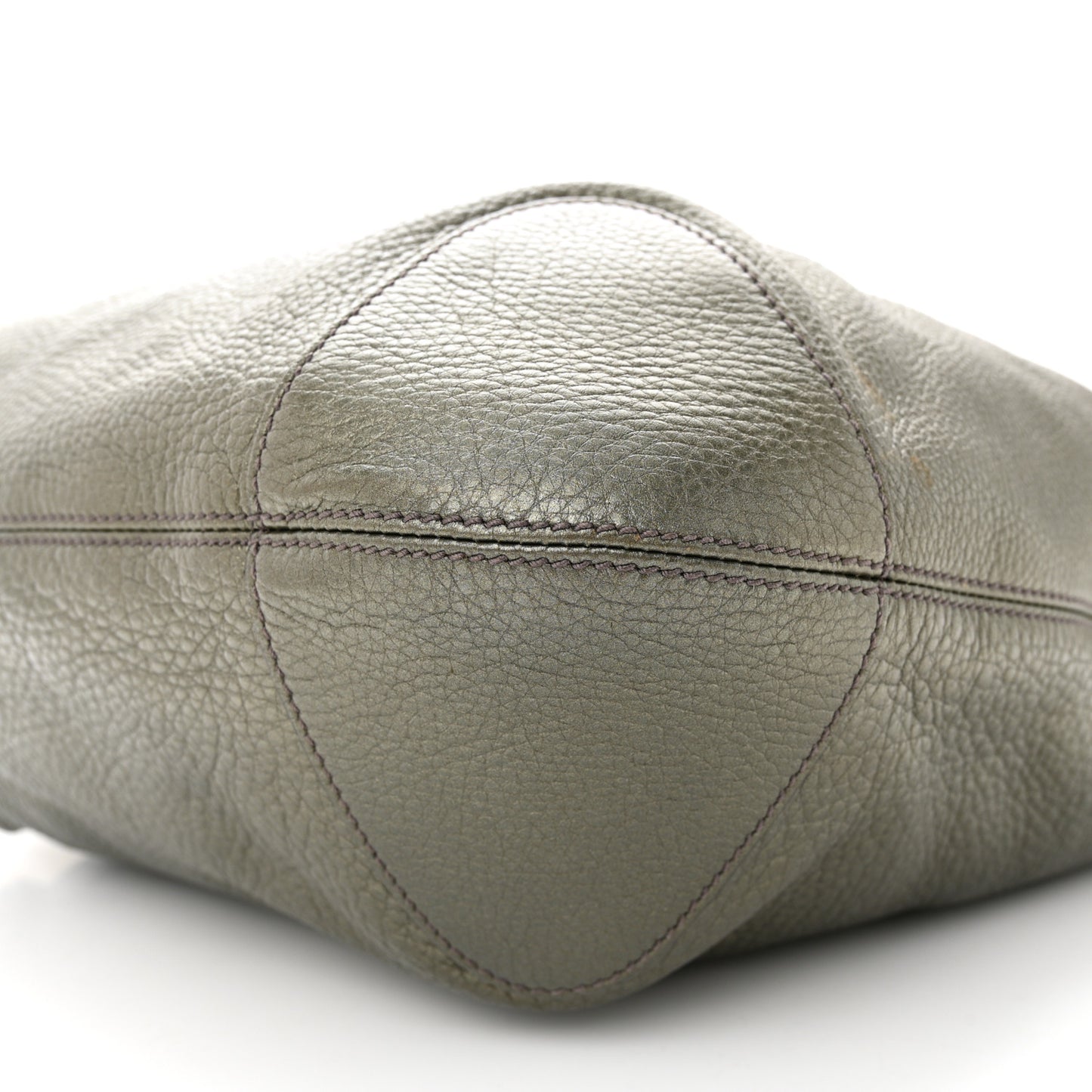 Metallic Pebbled Calfskin Medium Soho Chain Hobo Sasso