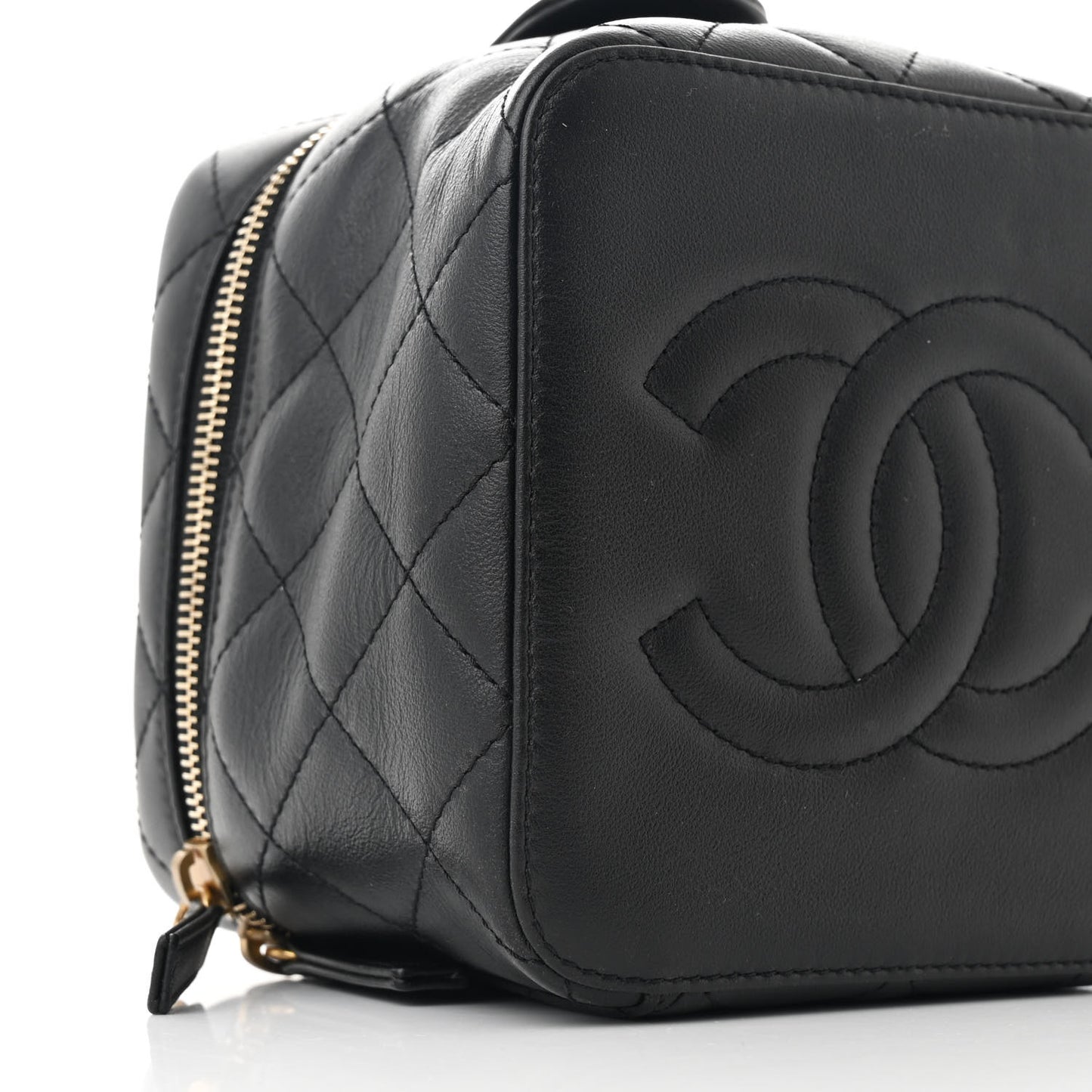 Calfskin Quilted Small Vanity Case With Chain Black