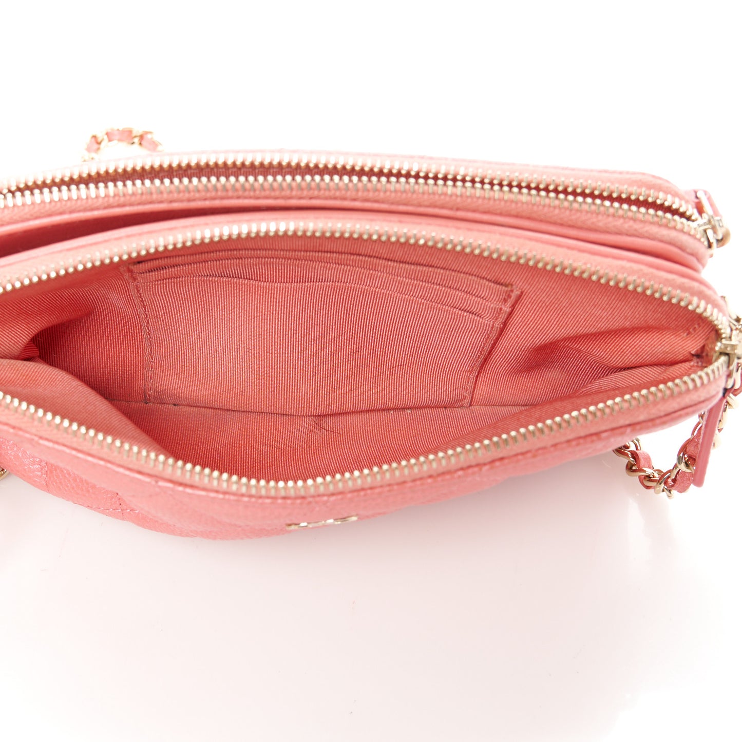 Iridescent Caviar Quilted Small Clutch With Chain Pink
