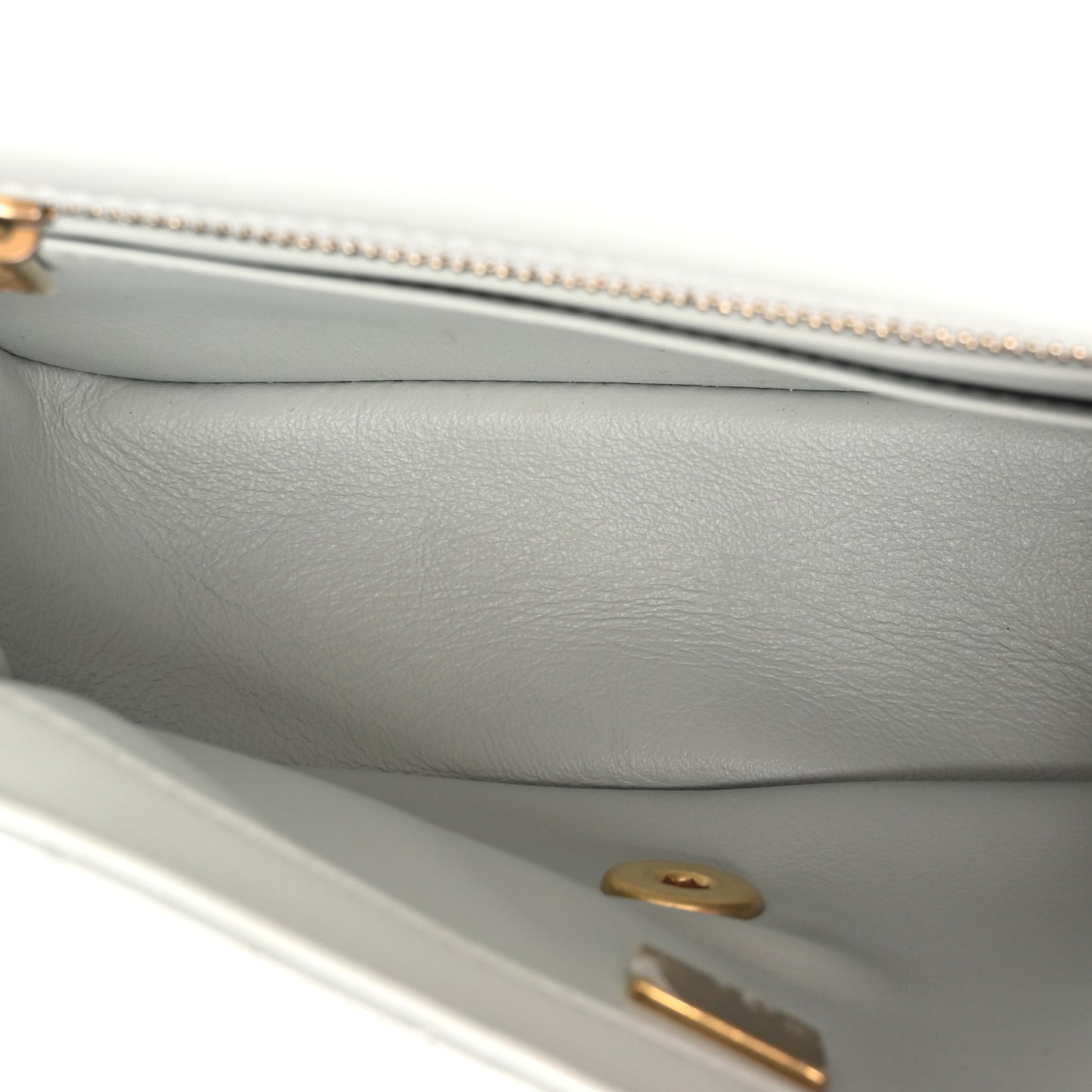Lambskin Quilted Mini Pearl Crush Flap Light Grey