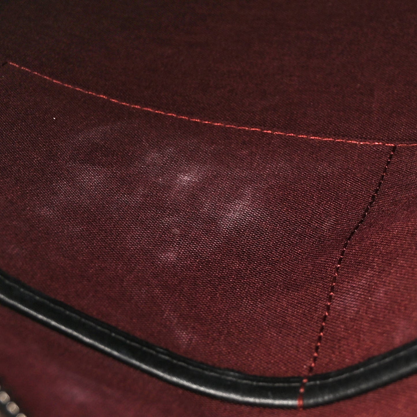 Monogram Macassar Kitan