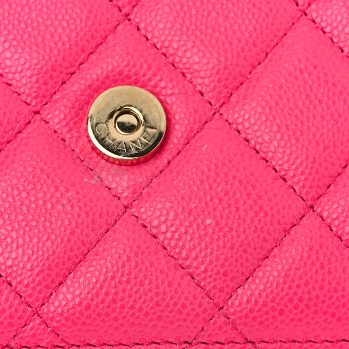 Caviar Quilted Wallet on Chain WOC Fuchsia