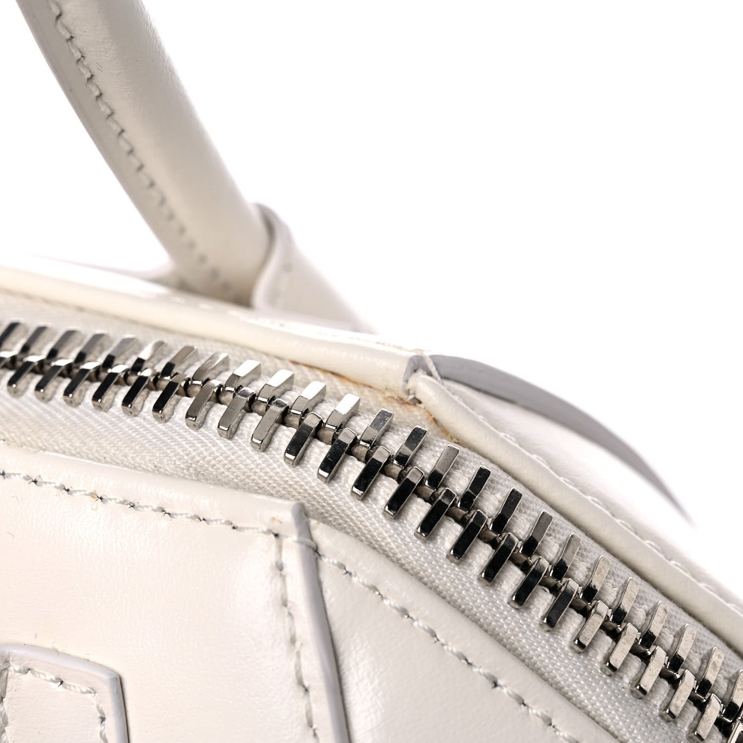 Box Calfskin Mini Lock Antigona Shoulder Bag White