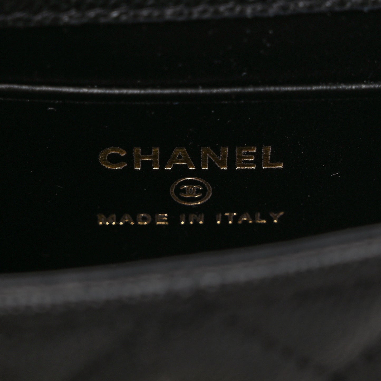 Caviar Quilted Chain Top Handle With Chain Black