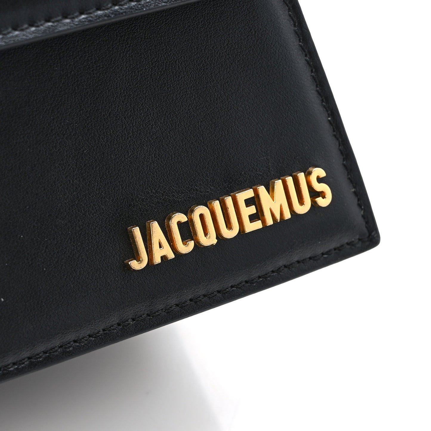 Smooth Calfskin Le Chiquito Moyen Black
