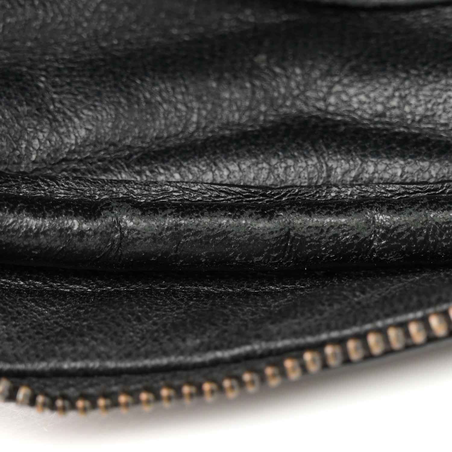 Saint Laurent Grain De Poudre Matelasse Monochrome Monogram Mini Lou Camera Bag Black 12 of 13