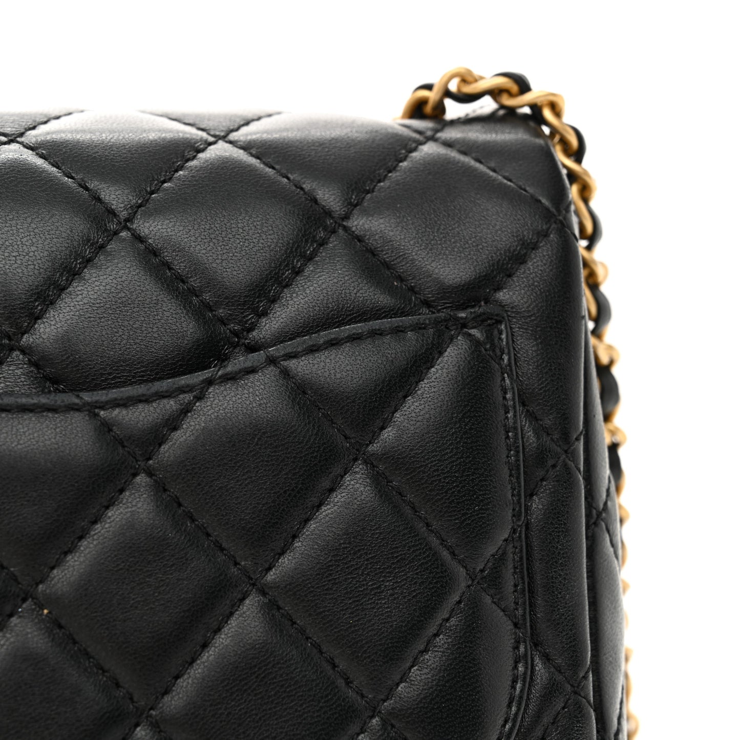Lambskin Quilted Mini Pearl Crush Flap Black