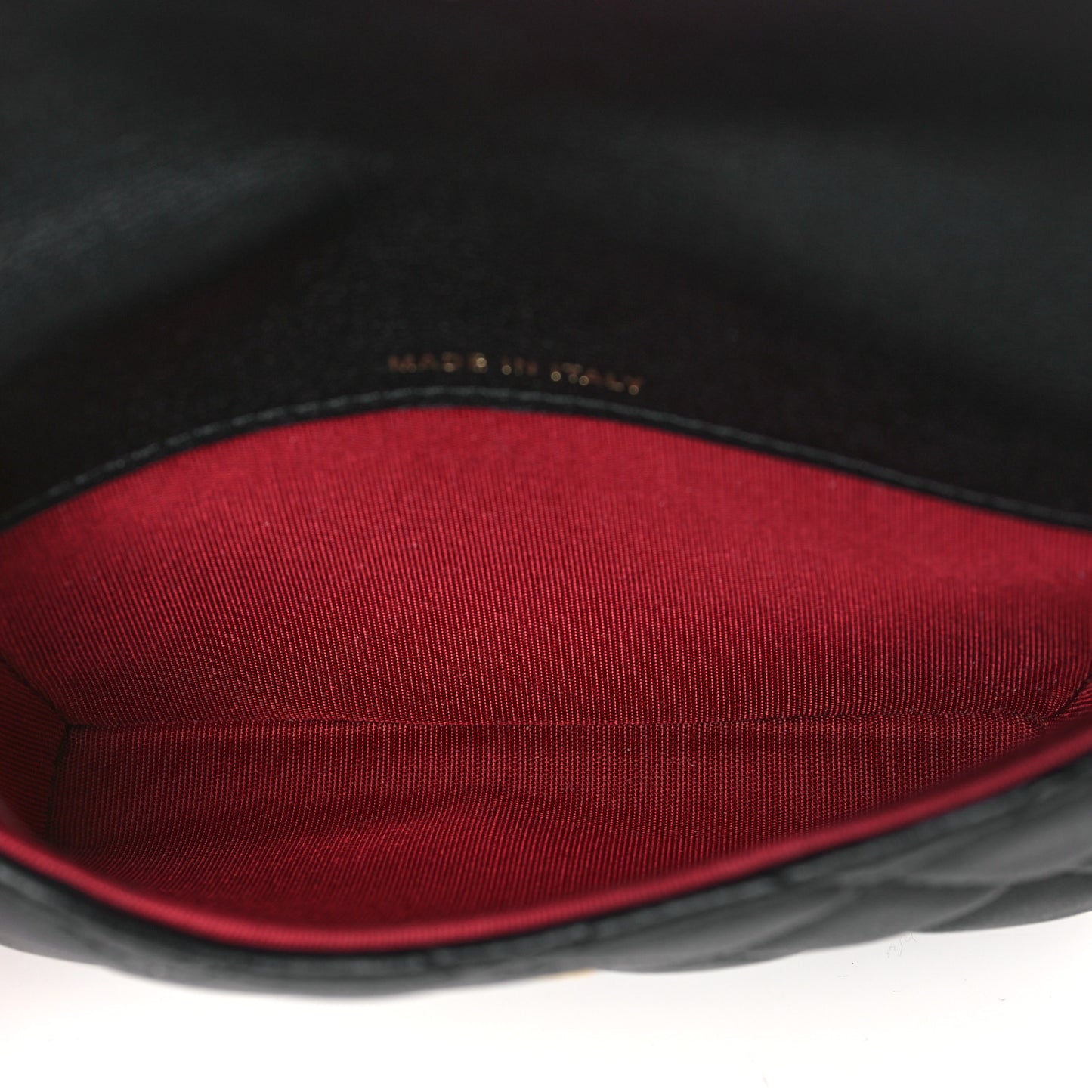 Calfskin Quilted About Pearls Card Holder Flap With Chain Black