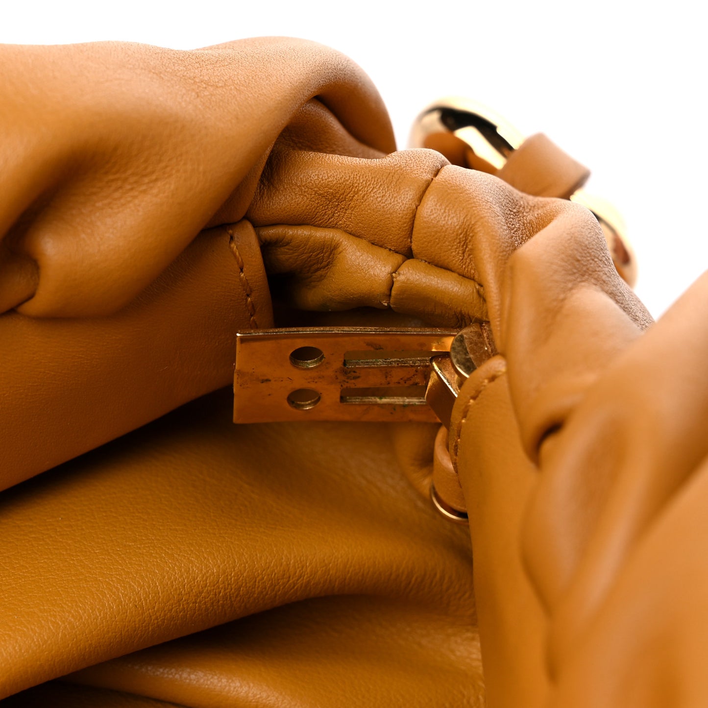 Calfskin The Pouch Chain Ocra