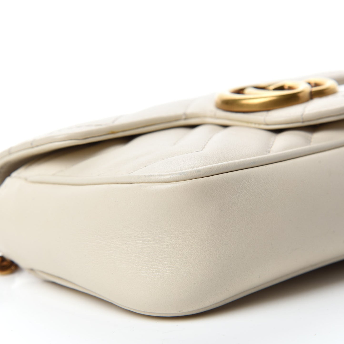 Calfskin Matelasse Super Mini GG Marmont Shoulder Bag White