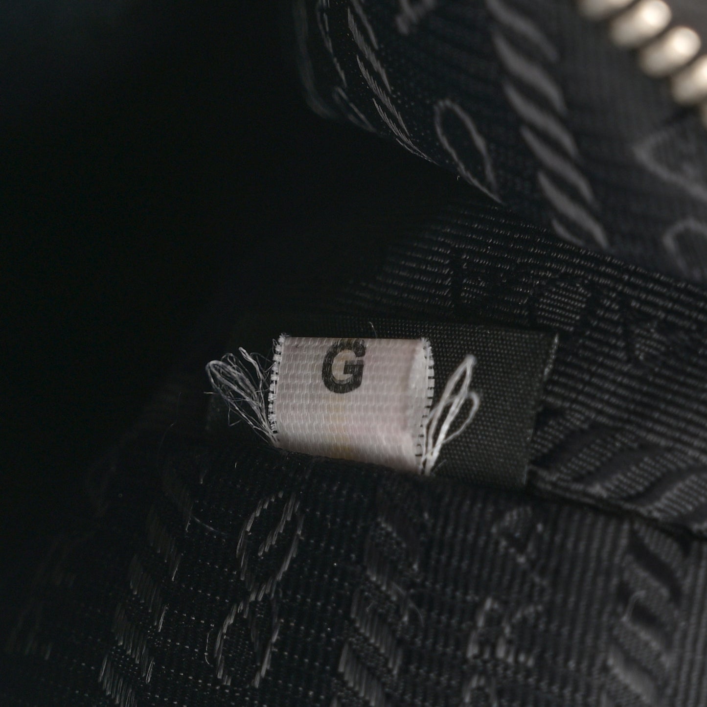 Nylon Re-Edition 2005 Shoulder Bag Black