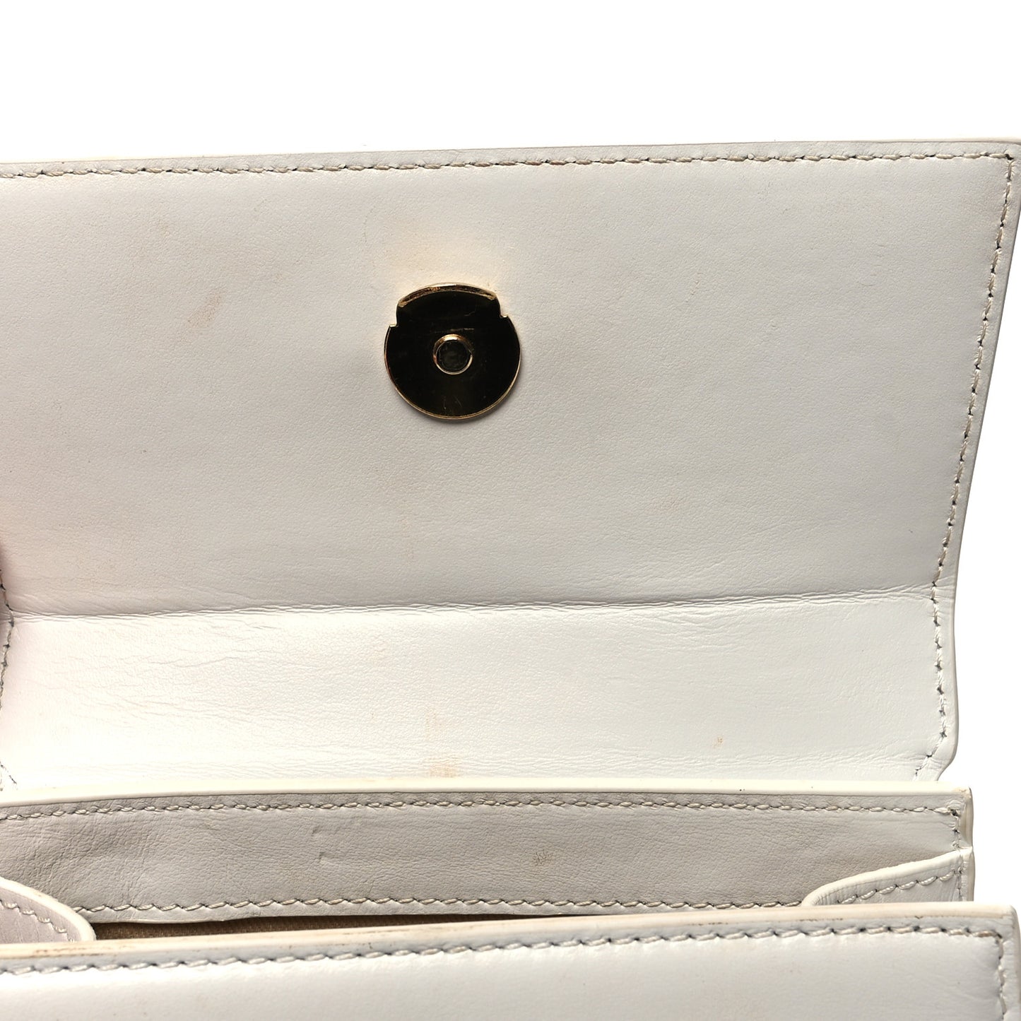Smooth Calfskin Le Chiquito Moyen White