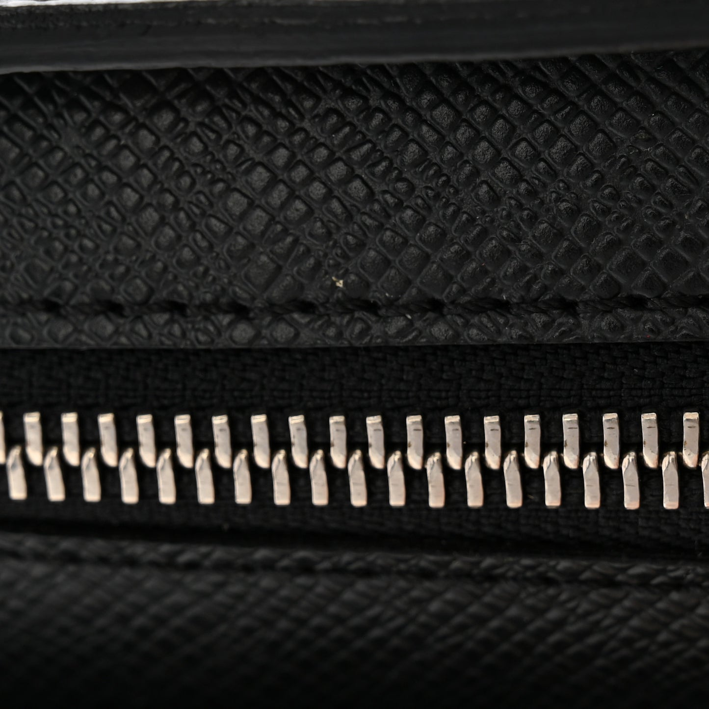 Taiga Baikal Pochette Black