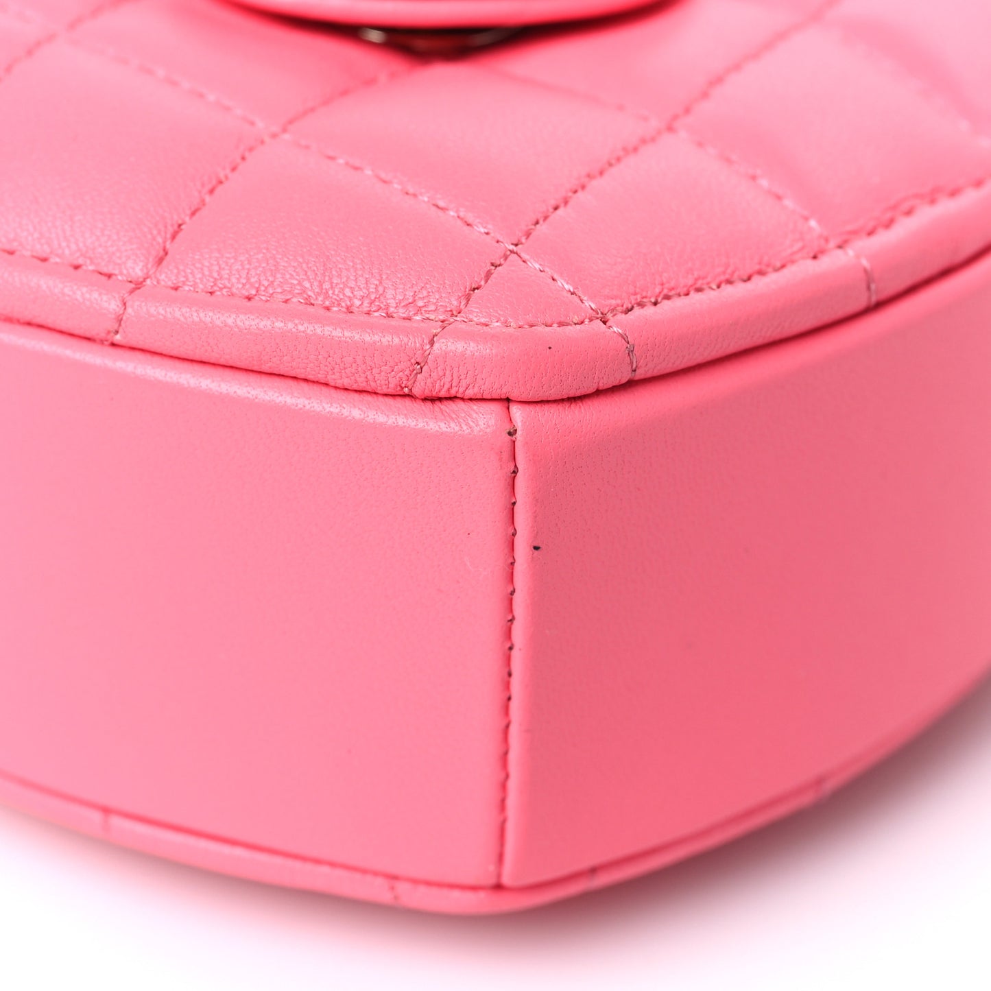 Lambskin Quilted CC In Love Heart Clutch With Chain Pink