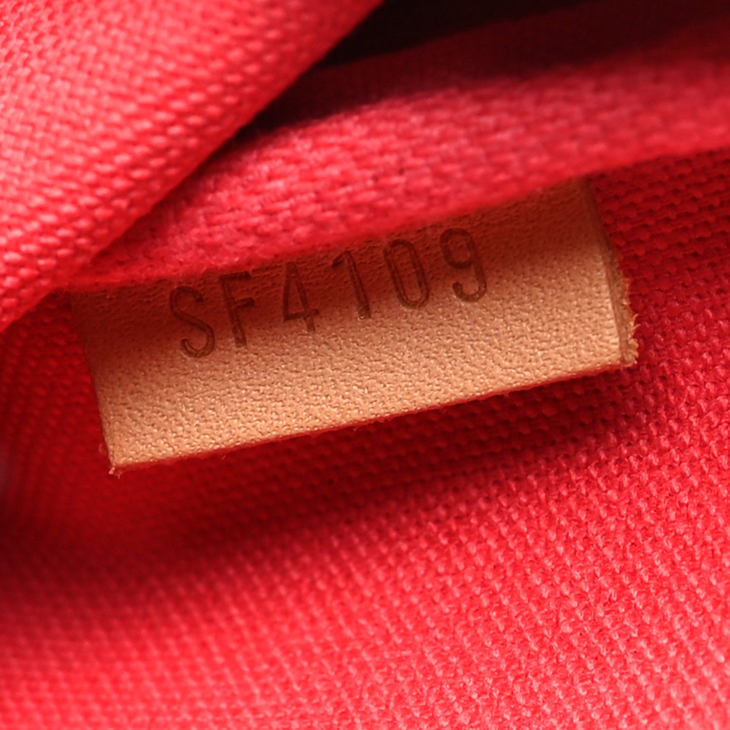 Monogram 2019 Christmas Animation Mini Tokyo Pochette Accessories