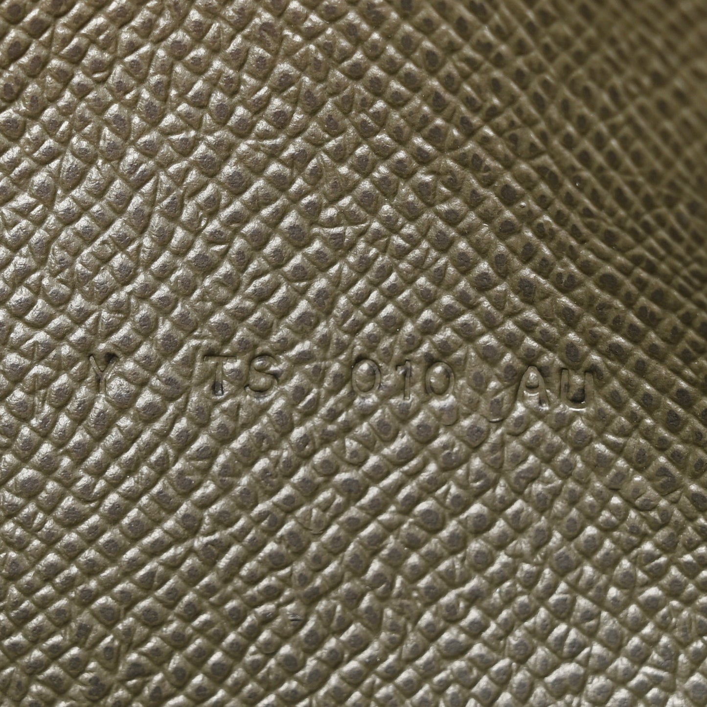Epsom Kelly Pocket Compact Wallet Vert De Gris