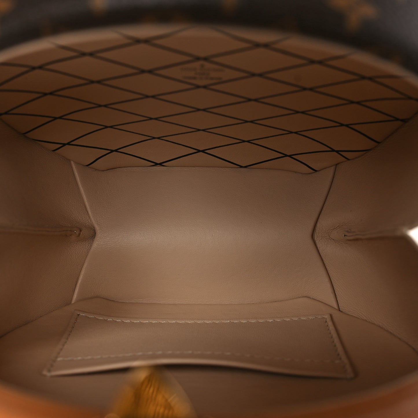 Monogram Petite Boite Chapeau