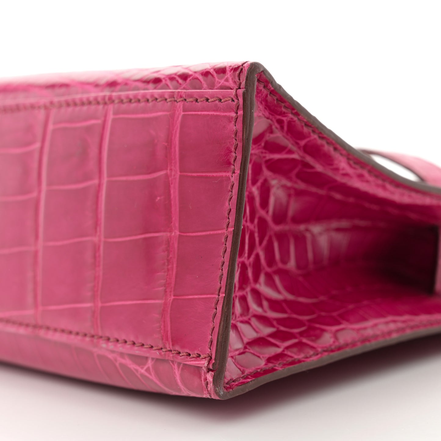 Shiny Niloticus Crocodile Kelly Pochette Fuchsia